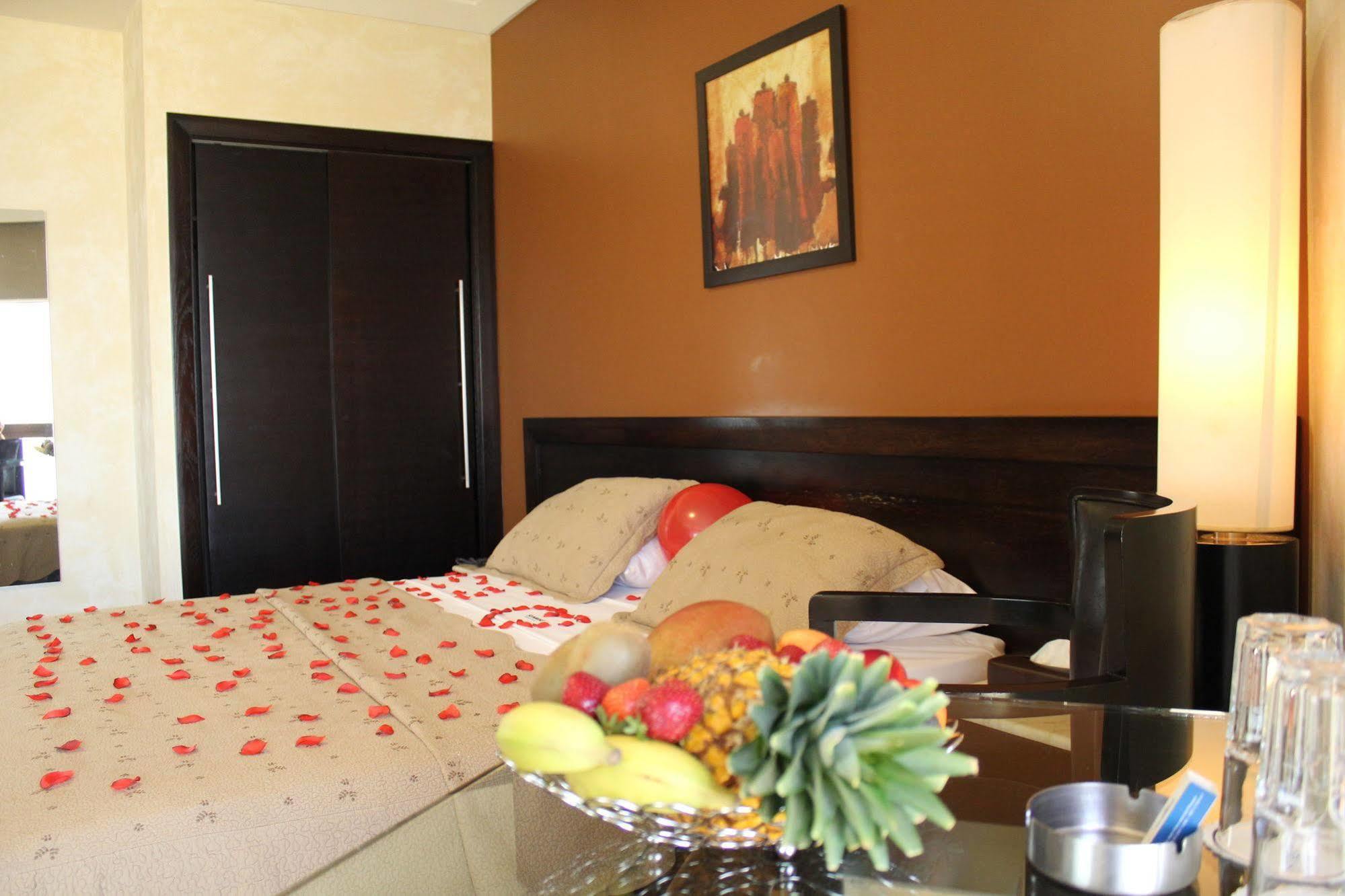 Sunrise Hotel Джуния Экстерьер фото